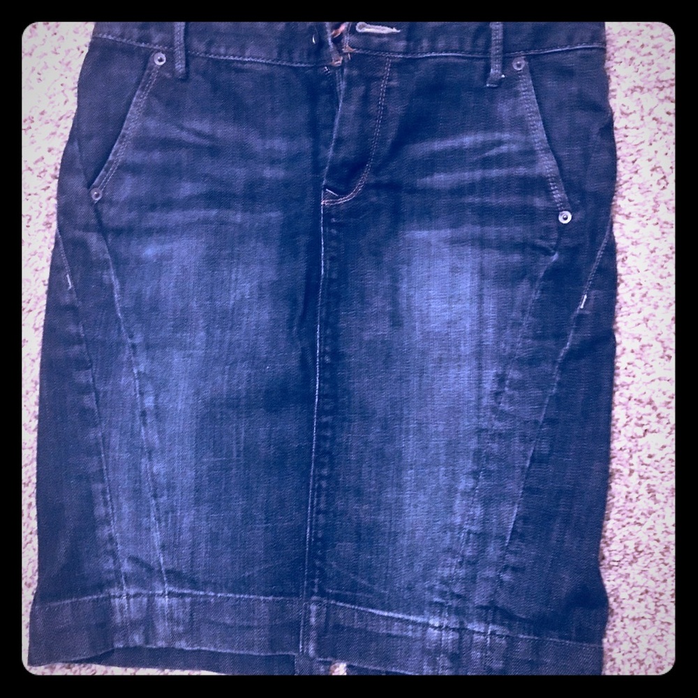 Denim skirt